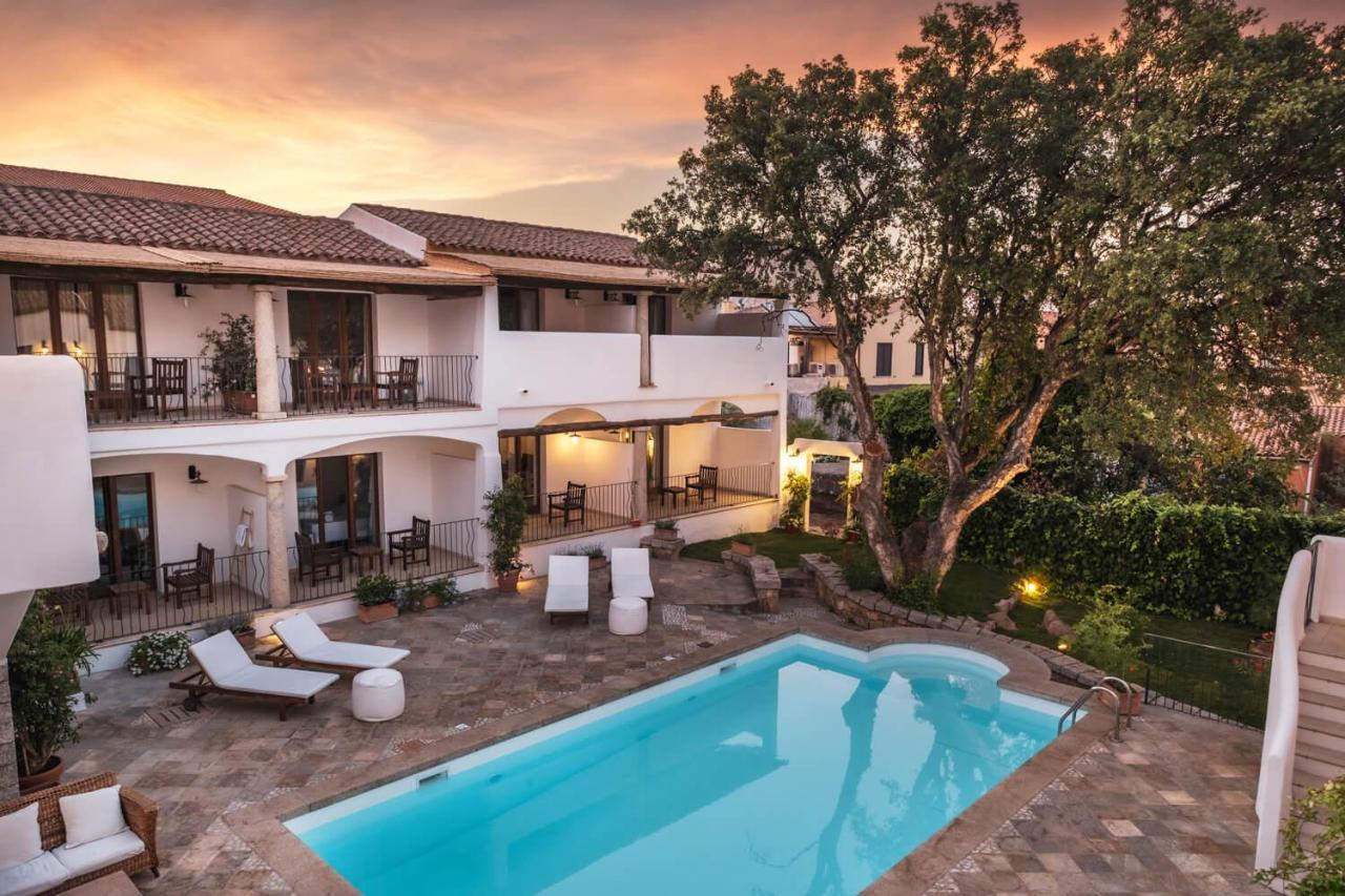 La Suera San Pantaleo Hotel Ngoại thất bức ảnh