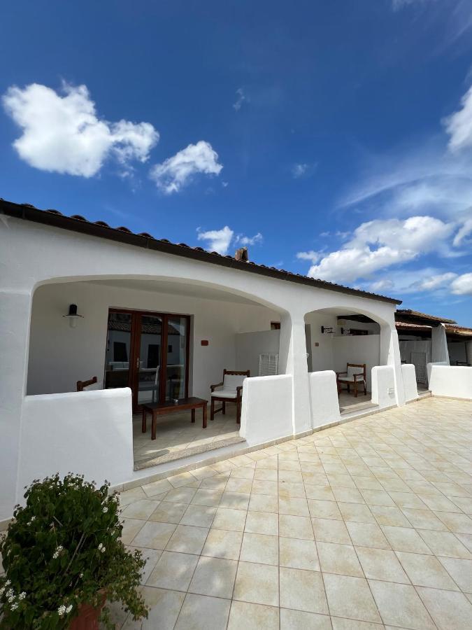 La Suera San Pantaleo Hotel Ngoại thất bức ảnh