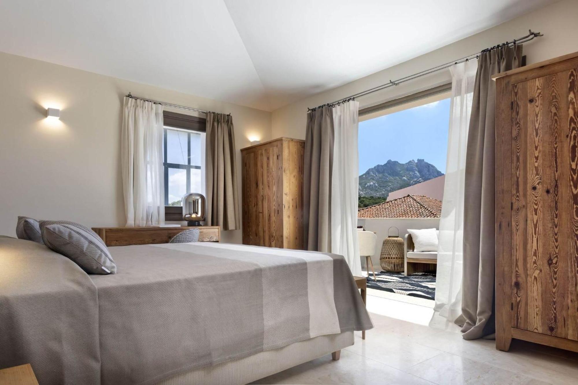 La Suera San Pantaleo Hotel Ngoại thất bức ảnh